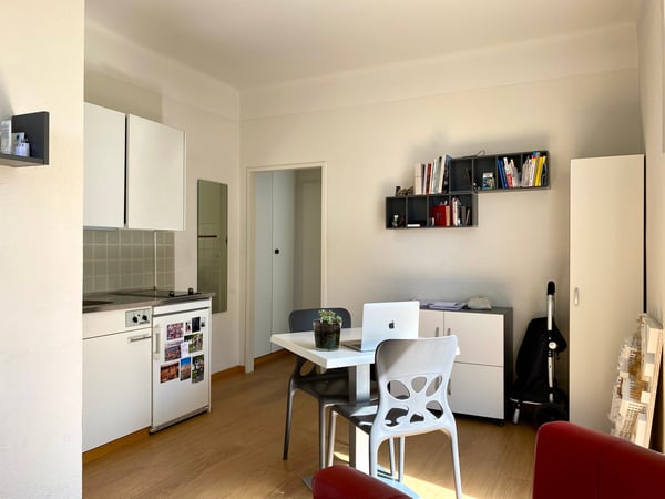Studio à louer 4