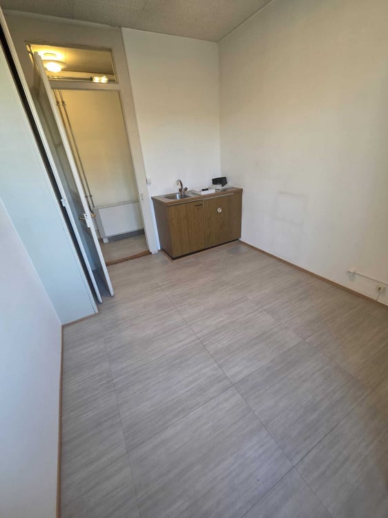 Bureau / Cabinet de 39 m2 à louer au centre-ville de Lausanne 6