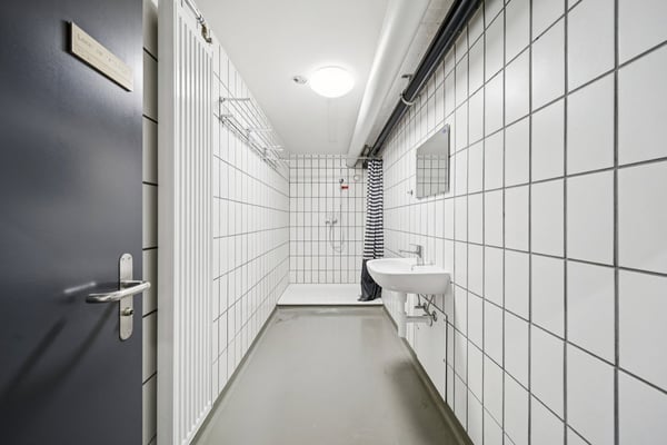 À LOUER : LOCAL COMMERCIAL D’EXCEPTION À NEUCHÂTEL 7
