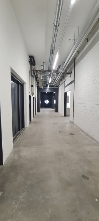 À LOUER : LOCAL COMMERCIAL D’EXCEPTION À NEUCHÂTEL 14