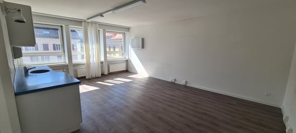 Cabinet médical / orthodontie / centre vétérinaire au cœur de La Chaux-de-Fonds 4