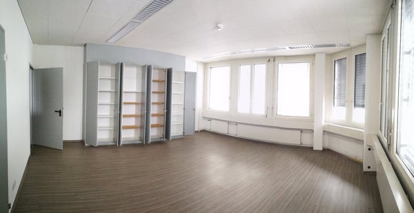 Bureaux spacieux et lumineux à La Chaux-de-Fonds 1