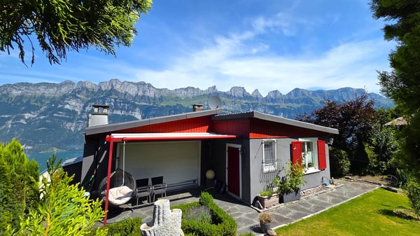 Freistehendes 1 ½-Zimmer-Einfamilienhaus mit Traumsicht auf den Walensee und wunderschönem Garten 6