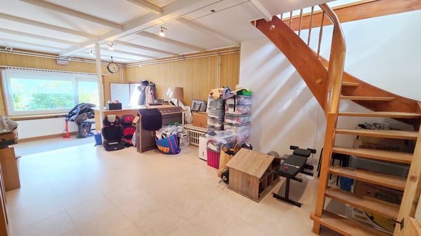 Freistehendes 1 ½-Zimmer-Einfamilienhaus mit Traumsicht auf den Walensee und wunderschönem Garten 21