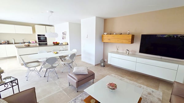 Aussergewöhnlich edle und neuwertige 1 ½ - Zimmer-ATTIKA-Wohnung mit Alpensicht an ruhiger Lage 13