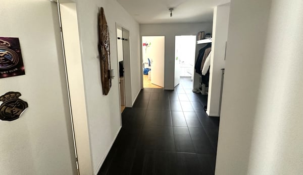4½-Zimmer-Gartenwohnung an ruhiger Lage unweit des Bahnhofs mit Garage und PP 2