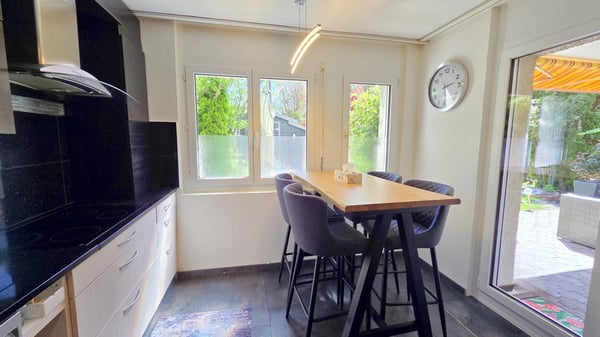 4 ½-Zimmer-Gartenwohnung mit grosser Sondernutzung und praktischem Grundriss 3