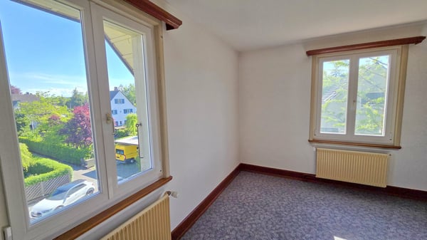 Freistehendes Zweifamilienhaus aus den 30ern mit viel Charme in der Wohnzone W3 12