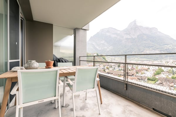 Moderne 3 ½-Zimmer-Duplex-Wohnung an atemberaubender Aussichtslage in Uptown (Stoffel) Mels SG 9
