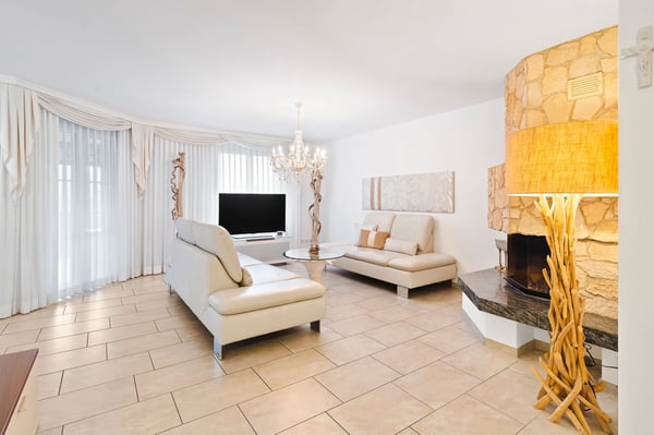 1 1/2 Zimmer Maisonette Wohnung inkl. 2 Tiefgaragenplätze 3