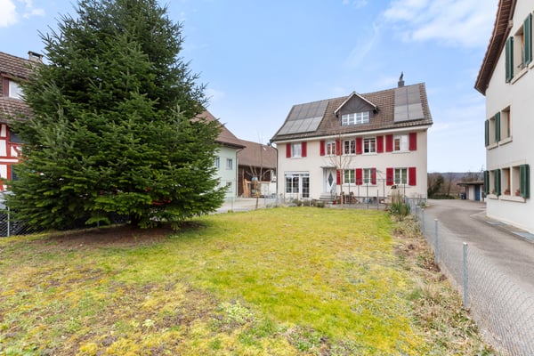 Einzigartiges Wohnensemble mit separater Scheune 1