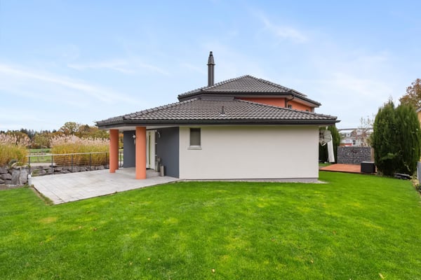 2.5 Zimmer Einfamilienhaus auf dem schönen Seerücken zwischen Pfyn und 8