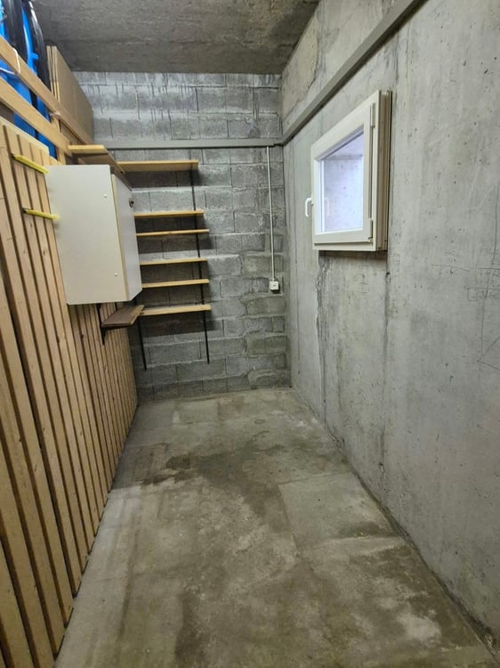 Helle 1-Zimmer-Wohnung mit Balkon und schöner Aussicht in Visp 9