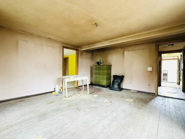 Altes Bauernhaus mit grosser Parzelle 6