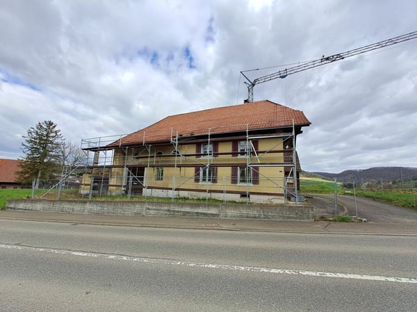 Altes Bauernhaus mit grosser Parzelle 2