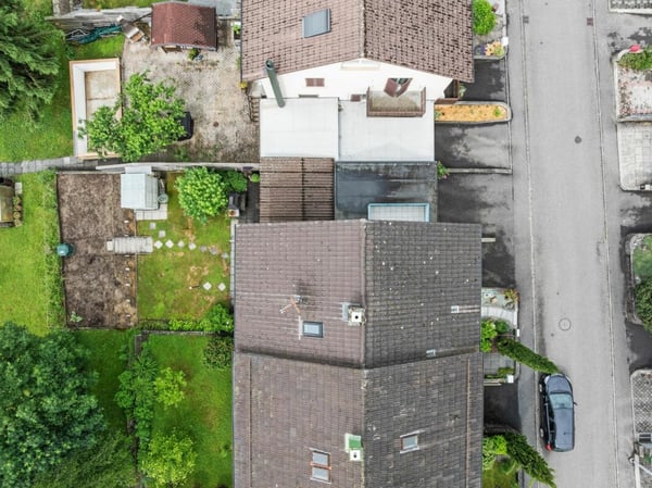 Charmates Reiheneinfamilienhaus mit Garten, Werkstatt, Garage und viel Potenzial 19