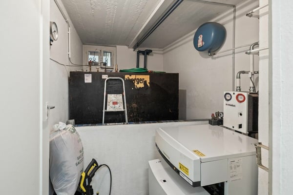 Charmates Reiheneinfamilienhaus mit Garten, Werkstatt, Garage und viel Potenzial 14