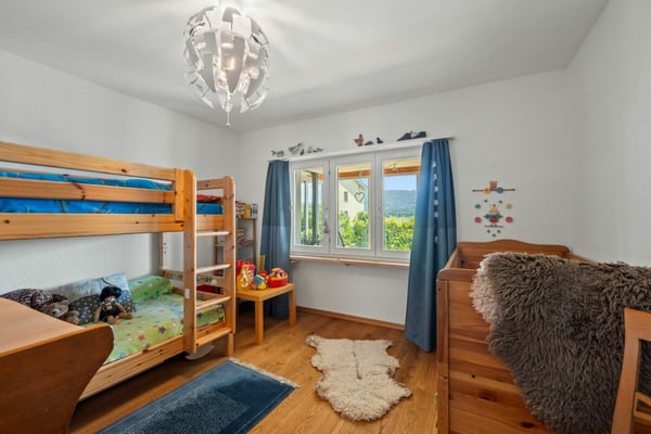 Gepflegtes Zweifamilienhaus mit Charme, Rendite und Freiheit 18