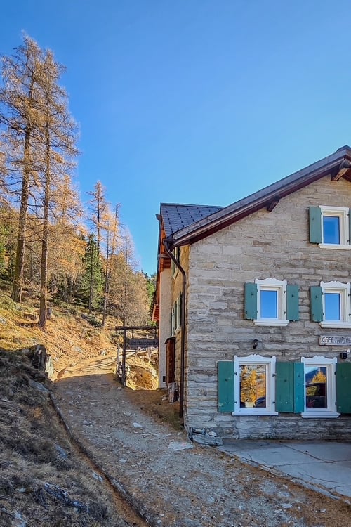 Exklusive Berghaus-Lodge auf 2’000 m ü. M. – Retreats, Gruppen, Gastronomie & Private Nutzung 4