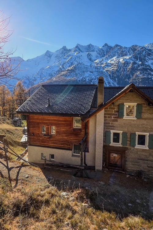 Exklusive Berghaus-Lodge auf 2’000 m ü. M. – Retreats, Gruppen, Gastronomie & Private Nutzung 3