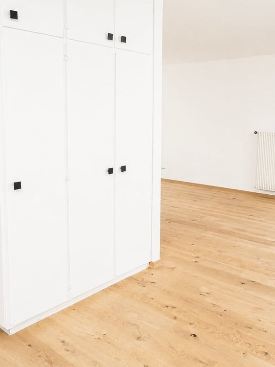 Frisch renovierte 4.5-Zimmer-Terrassenwohnung mit drei Balkonen in Susten 3