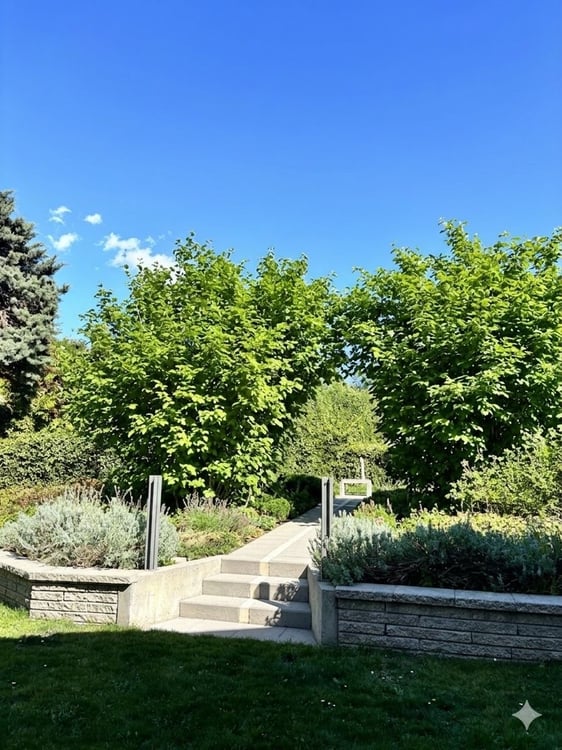Villa d’exception avec garage, atelier, jardin paysager et jardin d’hiver 9