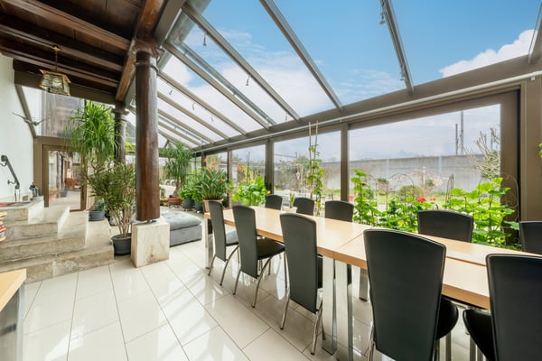 Sie suchen eine besondere Liegenschaft mit viel Charme? 2