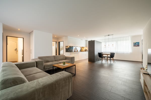 Moderne 4.5-Zimmer Eigentumswohnung in Zofingen 1
