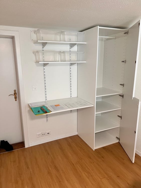 Charmantes Möbeliertes Einzelzimmer in historischem Gebäude in Zürich 3
