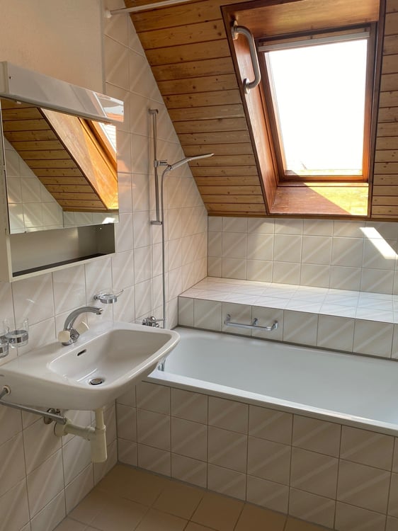 Helle Genossenschaftswohnung/ Appartement lumineux dans une coopérative 3