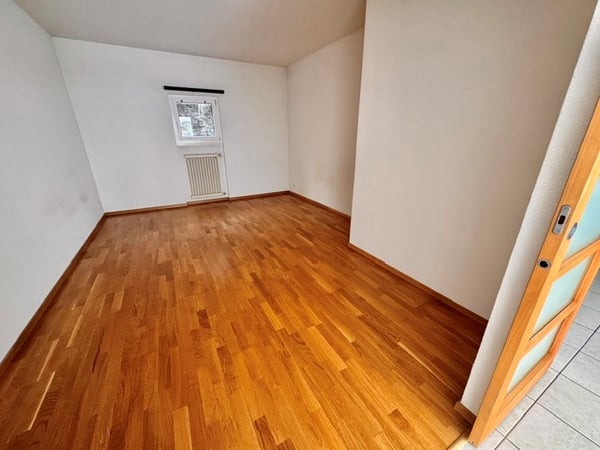 Loft de 77m2 environ au 2ème étage 2