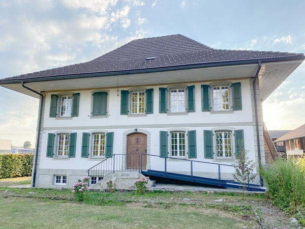 Charmantes Zweifamilienhaus – umgebaut zur Kita und Tagesschule in ruhiger Lage von Lotzwil 3