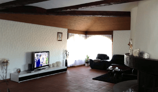 Grossflächiges und bemerkenswertes Einfamilienhaus 9