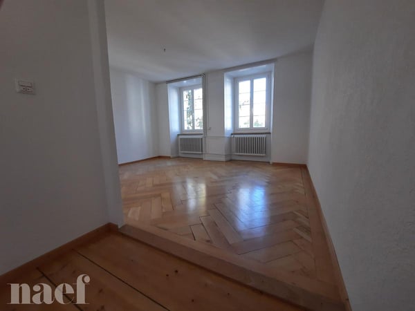 1 pièces avec cachet au 2e étage 6