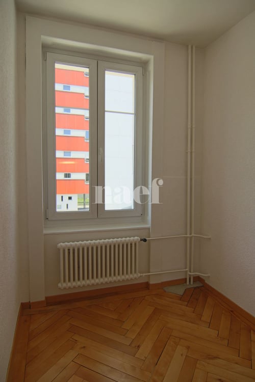 Logement de 1 pièces avec balcon et jardin commun 5