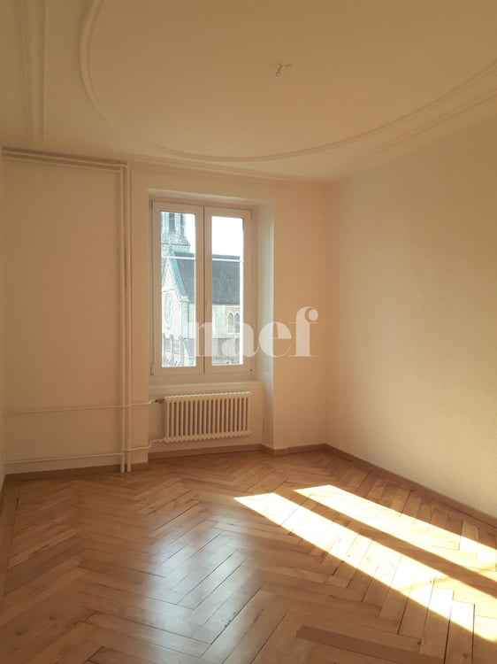 Logement de 1 pièces avec balcon et jardin commun 4