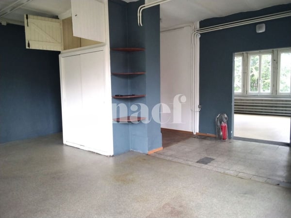 Local commercial lumineux d'environ 240m2 12