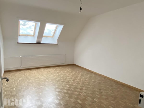 Magnifique 1.5 pièces entièrement rénové 8