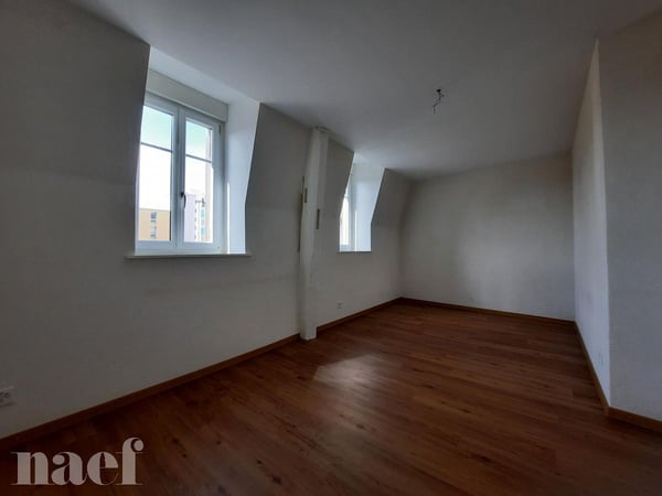 Bel appartement de 1.5 pièces au 4ème étage avec ascenseur 5
