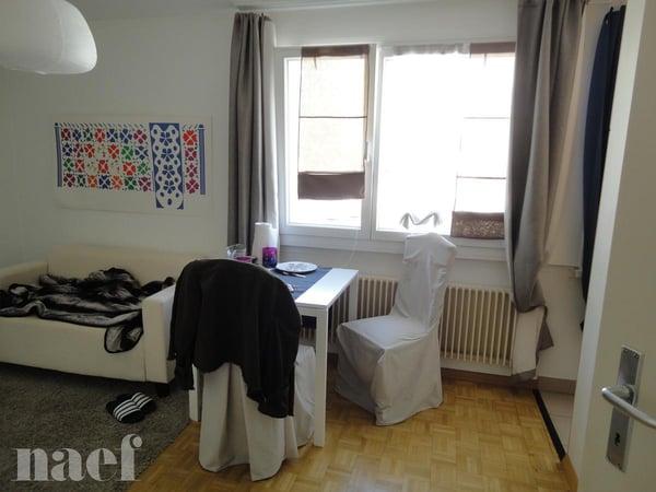 Studio lumineux dans quartier apprécié 2