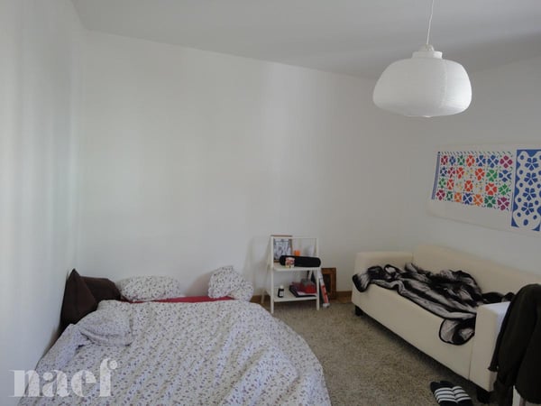 Studio lumineux dans quartier apprécié 3