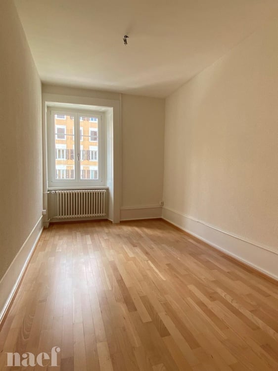 3 pièces au 2e étage proche du centre-ville 10