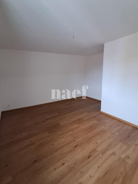 Bel appartement de 1.5 pièces au 4ème étage avec ascenseur 4