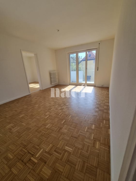 1 pièces rénové récemment proche du centre avec balcon 3