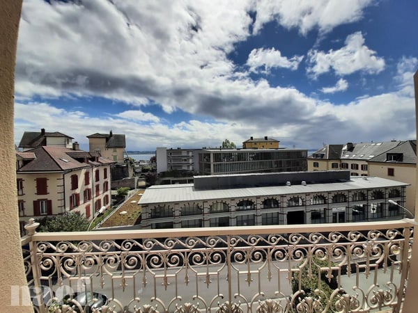 3 pièces avec balcon dans un quartier calme 9