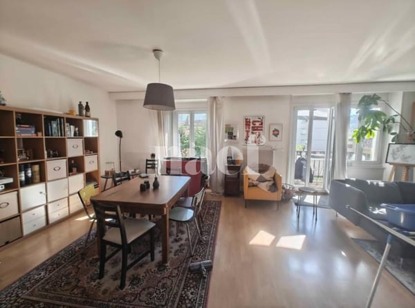 Grand 4.5 pièces moderne 1