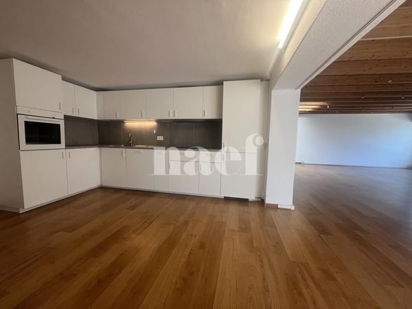 Vaste loft en ville de Neuchâtel 1