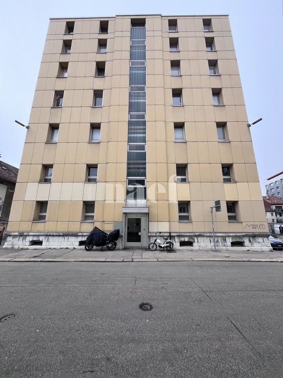 Appartement de 4.5 pièces en plein centre-ville 8