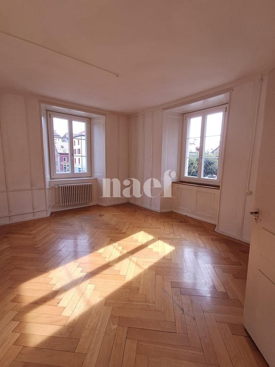 1er loyer net offert - Appartement de 3 pièces proche de la place du marché 1