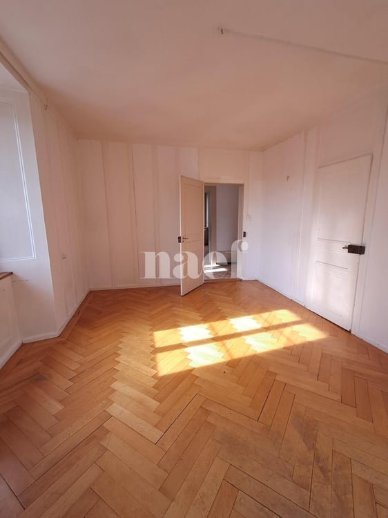 1er loyer net offert - Appartement de 3 pièces proche de la place du marché 2